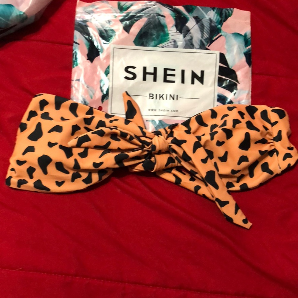 Strapless bathing suit top